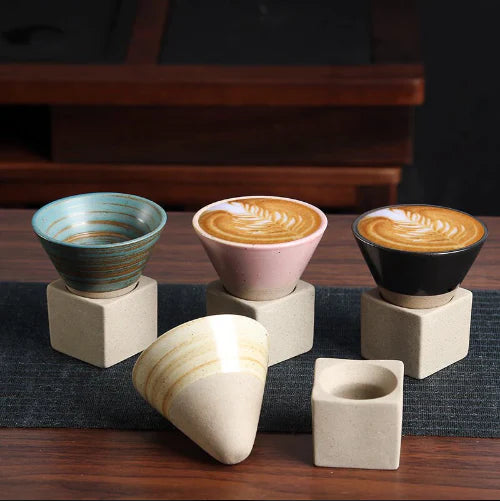 Kegelförmige Tasse aus Keramik, 100ml, elegantes Design für Kaffee und Tee