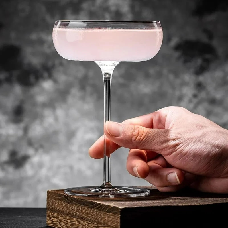 Champagnerglas – 260 ml – Transparentes Cocktailglas mit Concave-Boden – Elegantes Design für Martini & Sekt