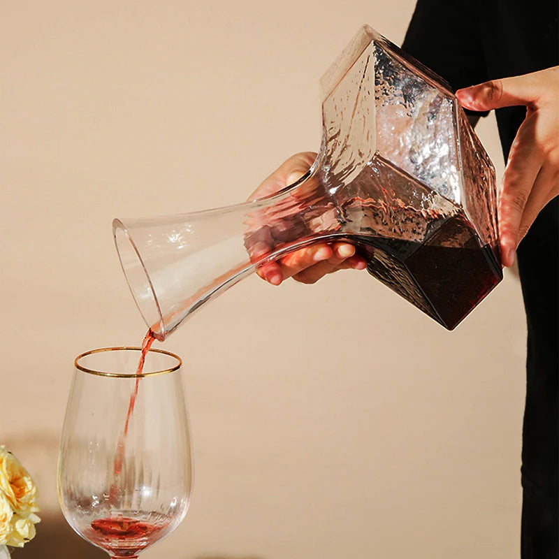 Handgefertigte Weinkaraffe 1450 ml – Kristallglas Dekanter mit Belüfter, Design-Karaffe für Rot- und Weißwein