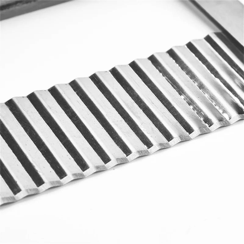 Edelstahl Kartoffelschneider Wellenmesser – Perfekt für Pommes, Gemüse & Obst, 18.3 x 12.3 cm