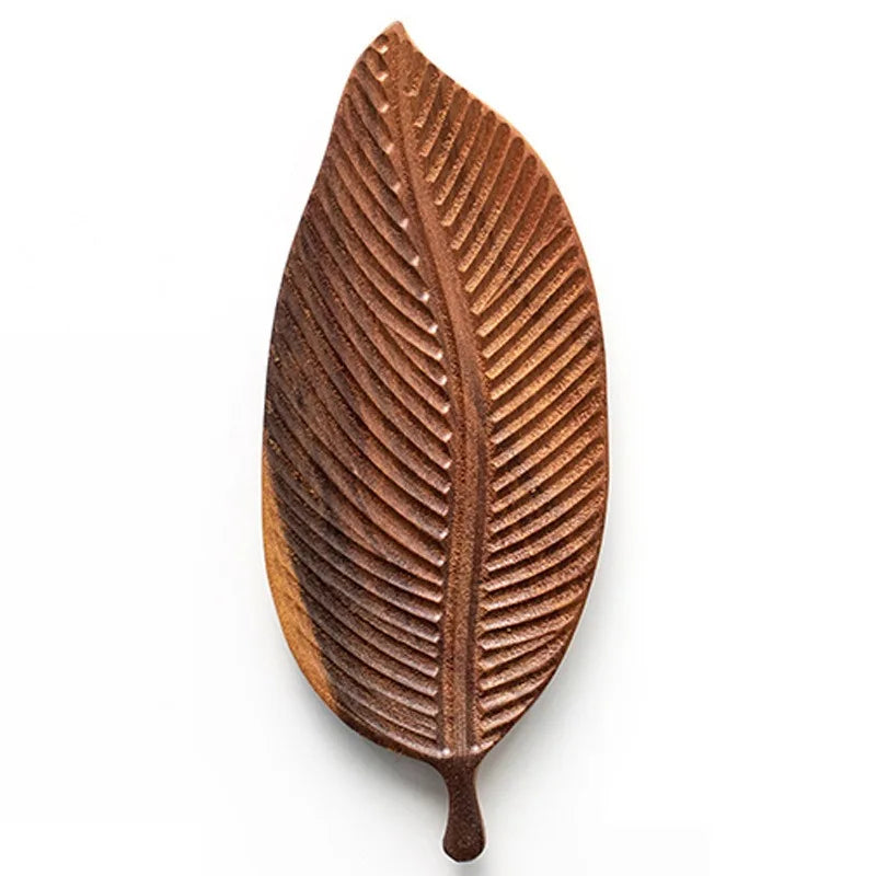 Japanisches Serviertablett aus Massivholz – Walnuss, Blattform, 30 x 12 cm