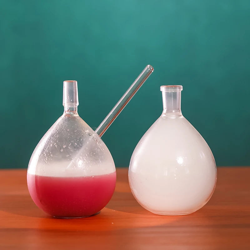 Cocktailglas in Sanduhrform – 300 ml – Handgefertigt aus Borosilikatglas – Mit Trinkhalm