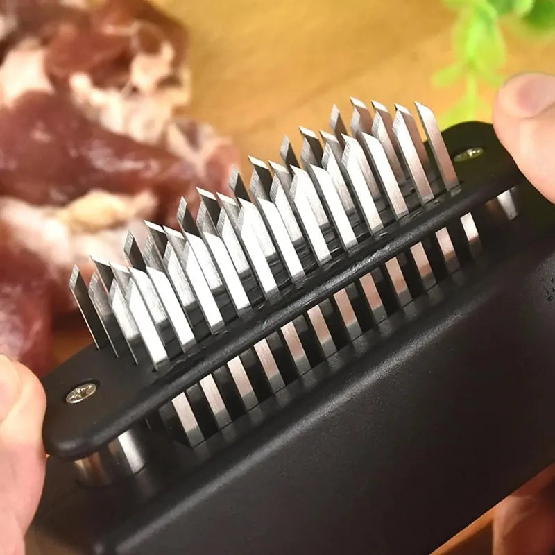 Fleischzartmacher – 48 Edelstahlklingen – Ergonomischer Griff – Spart Garzeit