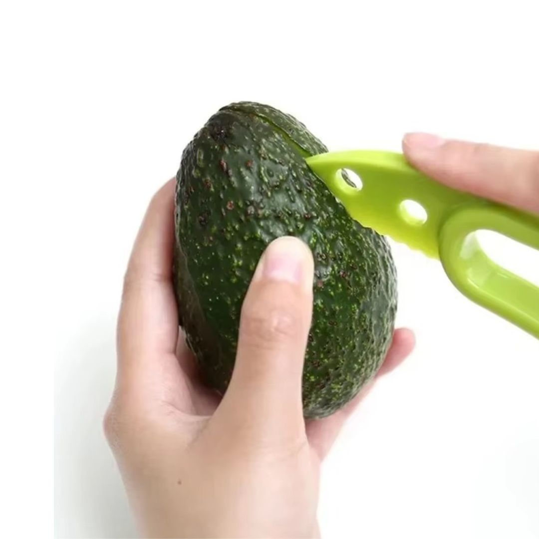 3-in-1 Avocadoschneider – Praktisches Küchenutensil für Schälen, Entkernen und Schneiden