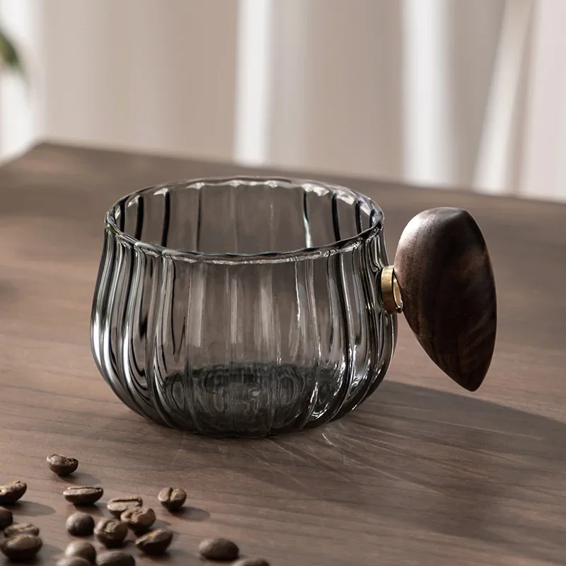 Eleganter Becher aus Borosilikatglas 200ml – Stilvolle Tasse für Kaffee und Tee, Wärmespeichernd, Spülmaschinenfest