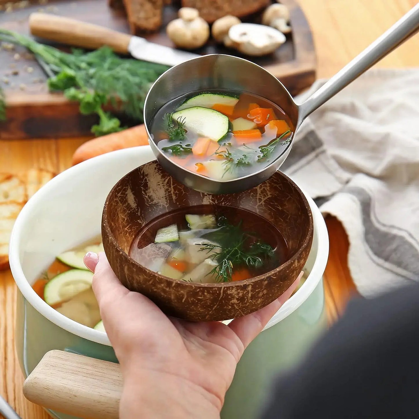 Handgefertigte Kokosnussschalen, Natürliche Schalen aus Kokosnuss, 400 ml, Lebensmittelecht, Unikat, Handgefertigte Küche Accessoires
