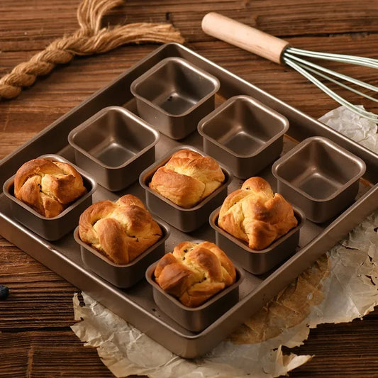 Quadratische Backform aus Karbonstahl – 9 Mini-Kuchenformen & 28 cm Backblech, antihaftbeschichtet