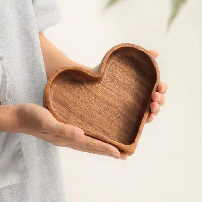 1 Stuk Herzförmiger Holzteller für Desserts, Sushi und Snacks – 17 cm