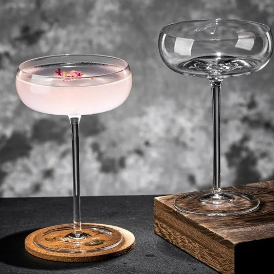 Champagnerglas – 260 ml – Transparentes Cocktailglas mit Concave-Boden – Elegantes Design für Martini & Sekt