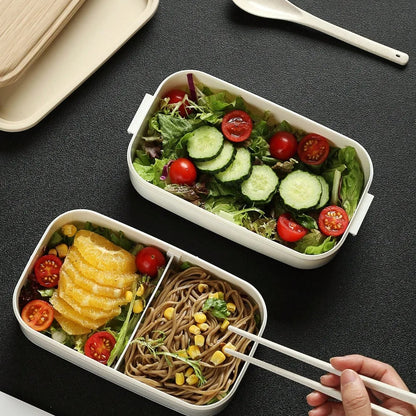 Doppellagige Lunchbox mit Holzoptik – Inklusive Essstäbchen und Löffel – Ideal für Büro, Schule, Picknick & Camping
