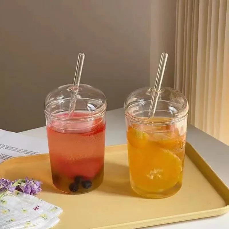 Glasbecher mit Deckel und Strohhalm – 450 ml, hitzebeständig, ideal für Saft, Wasser und Eiskaffee
