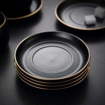 Keramiktasse mit Untertasse – Matt Schwarz, Skandi-Design