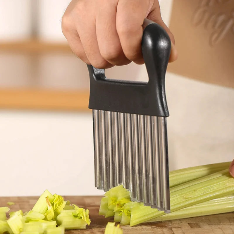 Wellenförmiger Edelstahl-Gemüseschneider für Kartoffeln, Gurken & Pommes