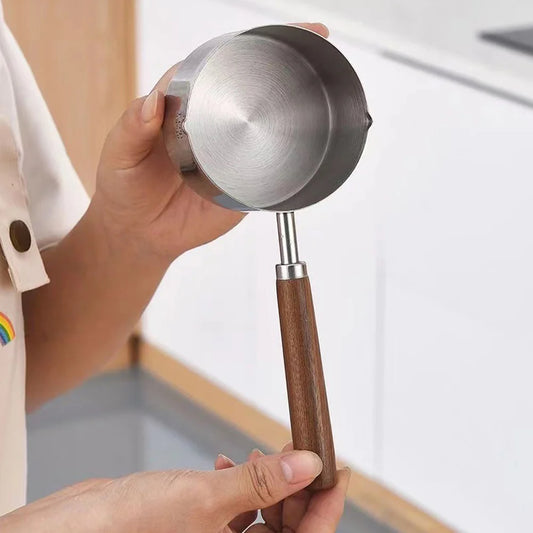 Kleine Edelstahl Stielkasserolle mit Holzgriff – Perfekt für Saucen, Milch und Öl