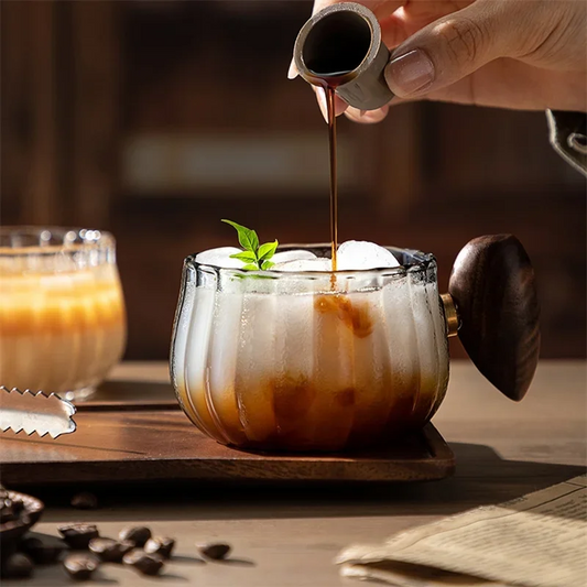 Eleganter Becher aus Borosilikatglas 200ml – Stilvolle Tasse für Kaffee und Tee, Wärmespeichernd, Spülmaschinenfest