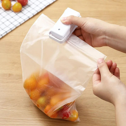 SnackSeal Snackversiegelung für frische und knusprige Snacks, tragbar und einfach zu benutzen