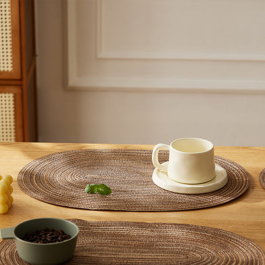 4-teiliges Set ovale Baumwoll-Tischsets, rutschfest, geflochten, waschbar, ideal für Esszimmer und Küche