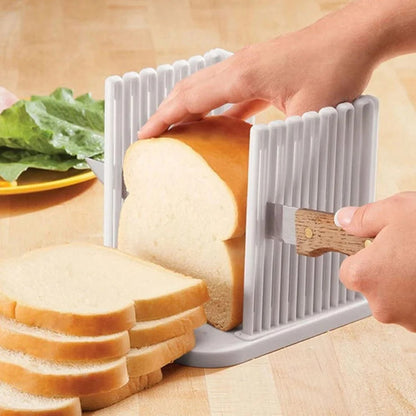 Verstelbare Toast Broodsnijmachine, Opvouwbare Snijgeleider voor Zelfgebakken Brood, Multifunctionele Keuken Tool met Kruimellade