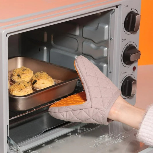 Küchen Wärme-Isolations-Silikonhandschuh – Anti-Rutsch Design, Hitzebeständig und Leicht zu Reinigen